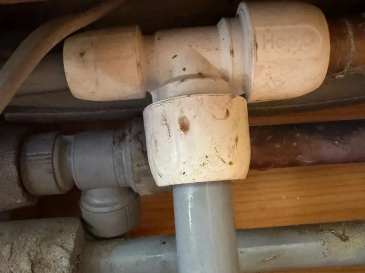 New white Hep20 T-piece fitted on the pipework